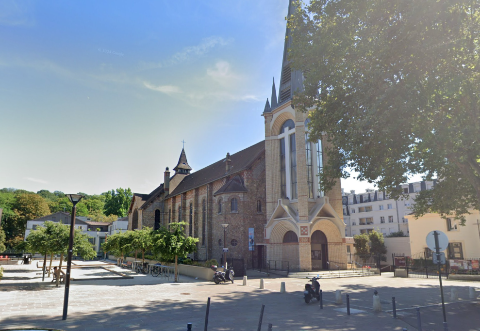 Eglise Notre-Dame de Lourdes &agrave; Chaville
